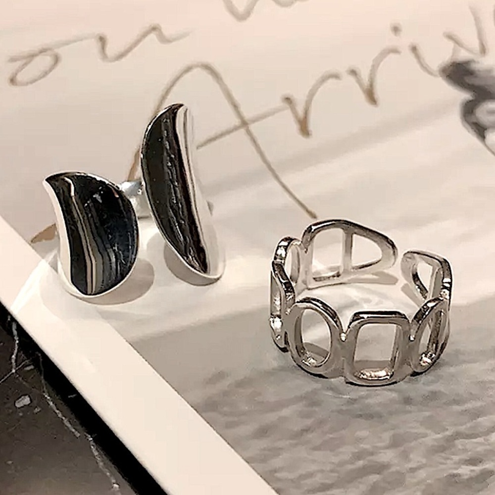 STERLING SILVER MINIMALIST RING SET - Picture 7 of 13
